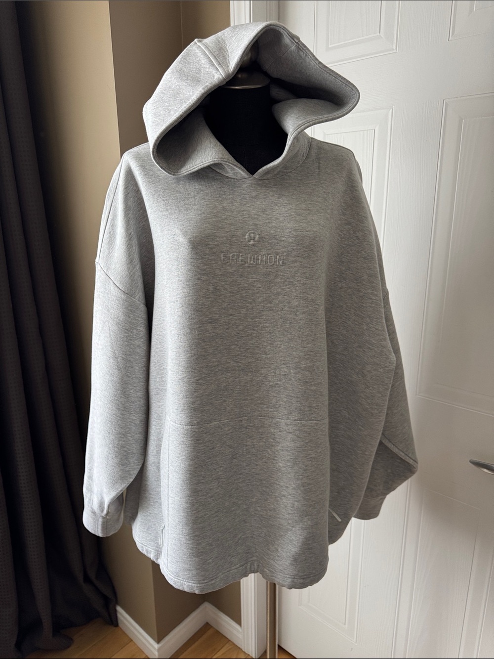 lululemon athletica Heather Gray Oversized Hooded Pullover